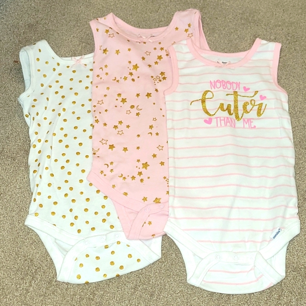Gerber sleeveless onesies